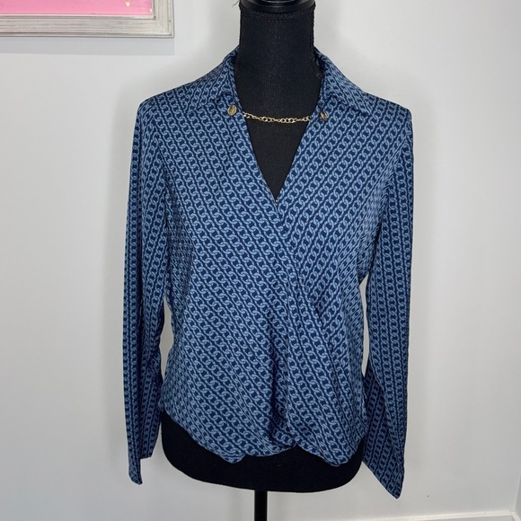 Michael Kors Chain Print Blue Front Faux Wrap Blouse (S) - Picture 2 of 8
